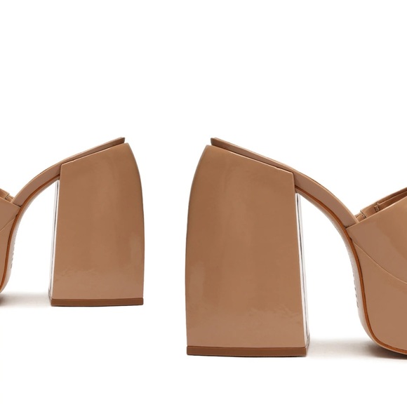 Schutz Aretha Patent Sandal size 9 - Picture 3 of 7